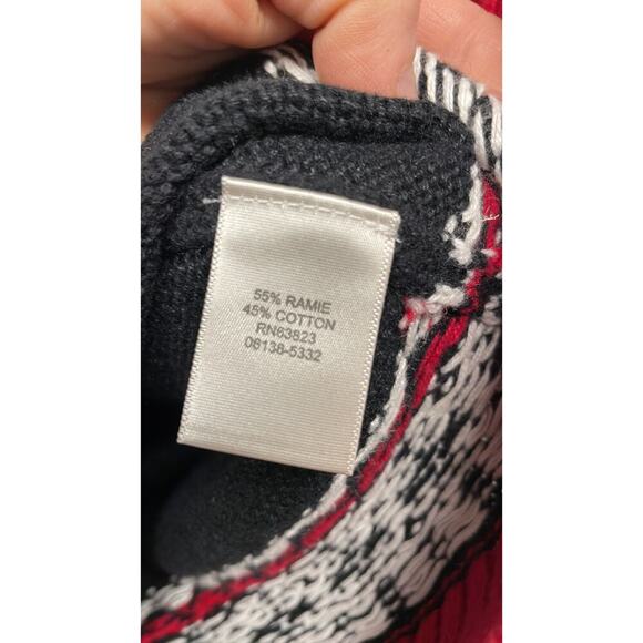 Christopher & Banks Petite Cardinals Snowflakes Christmas Zip Up Sweater Vest PL - Picture 7 of 7